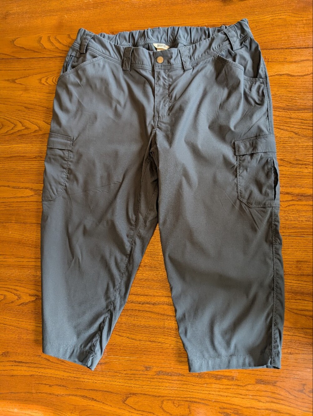 Duluth Trading Co. Cargo Capri Pants - Grey - Plus Size 18W - Gently Loved